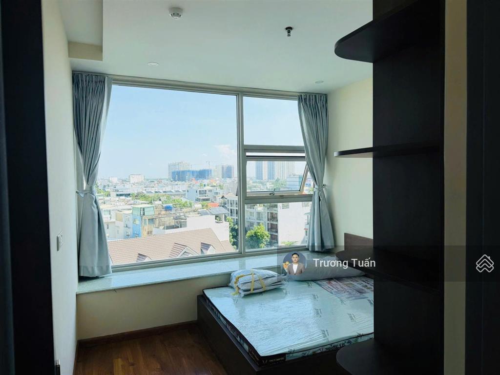 Cho thuê căn hộ la casa q7 tầng thấp, view đẹp thoáng, tiện nghi đầy đủ.  0939 386 ***