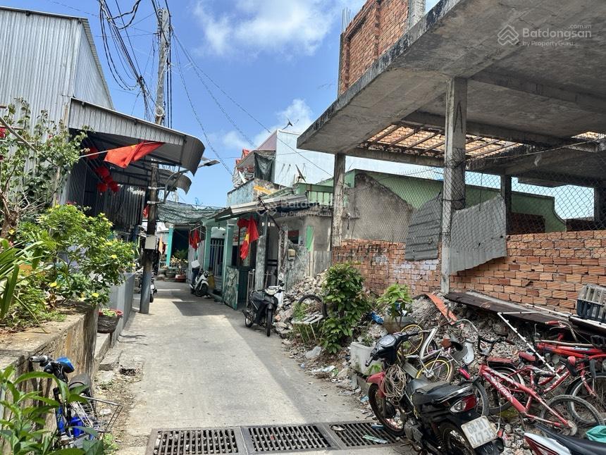 Bán nhà thô 3 tầng view biển nam du sổ đỏ thổ cư, nở hậu đẹp, mặt tiền đường xe chạy!