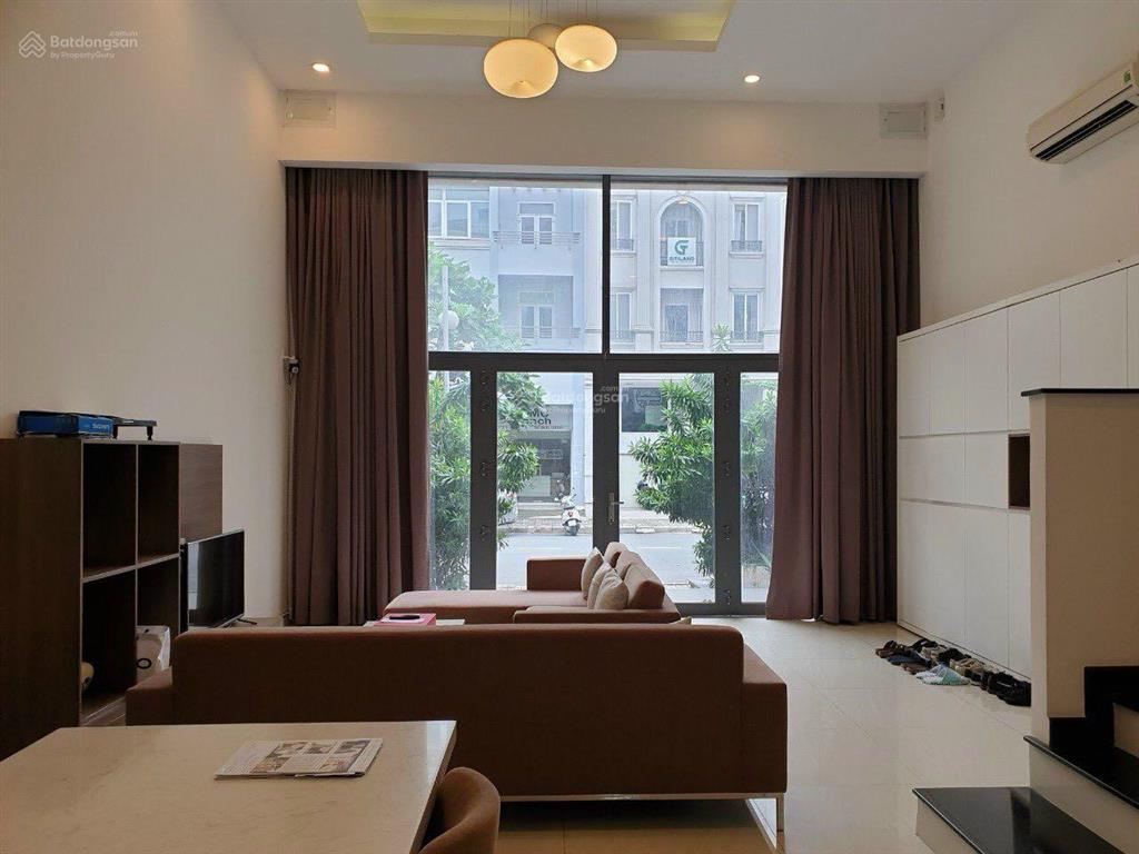 Cho thuê gấp biệt thự phú mỹ hưng giá chỉ 35 tr/th đầy đủ nội thất,  0935 047 ***