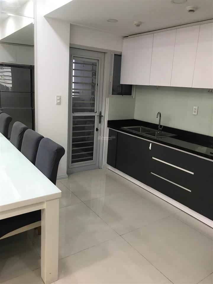 Cần cho thuê gấp căn hộ scenic valley, full nt đẹp, 70m2, 2pn, giá 15 triệu/tháng.  0935 047 ***
