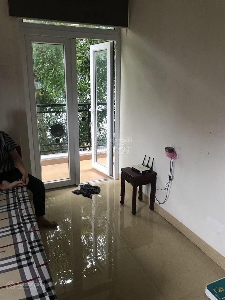 Cần cho thuê nhà kdc 13c dt 5x20m, 1 trệt, 2 lầu, 4pn, 5wc  giá 15 triệu/tháng.  0906 694 ***