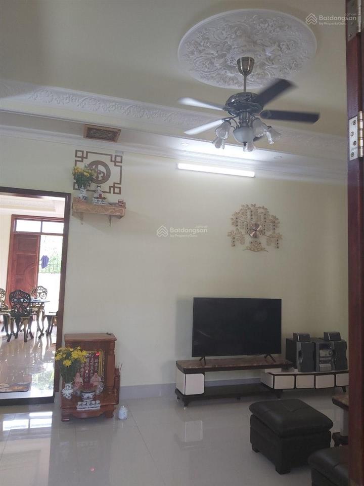 Bán gấp căn nhà phố kdc 13c  dt 5x18  1 trệt 1 l 3 lầu  giá 8,2 tỷ  sổ hồng  0906 694 ***