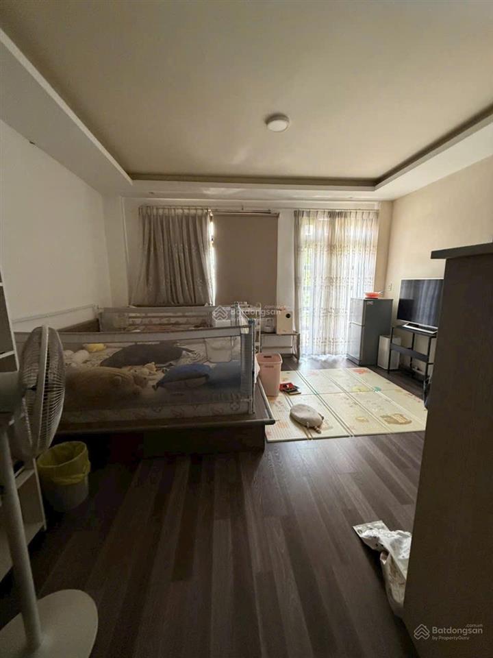 Cần bán nhà kdc him lam 6a  5x20  1tr  3l  15,5 tỷ sổ hồng   0906 694 ***  giá tốt