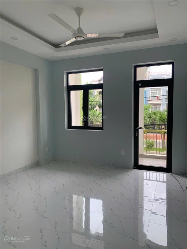 Cho thuê nhà mt trần thị ngôi rộng 40m  4x20  1tr  2l  st  4pn  5wc  giá 25tr/tháng