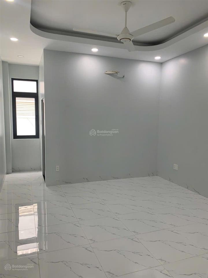 Cho thuê nhà mt trần thị ngôi rộng 40m  4x20  1tr  2l  st  4pn  5wc  giá 25tr/tháng