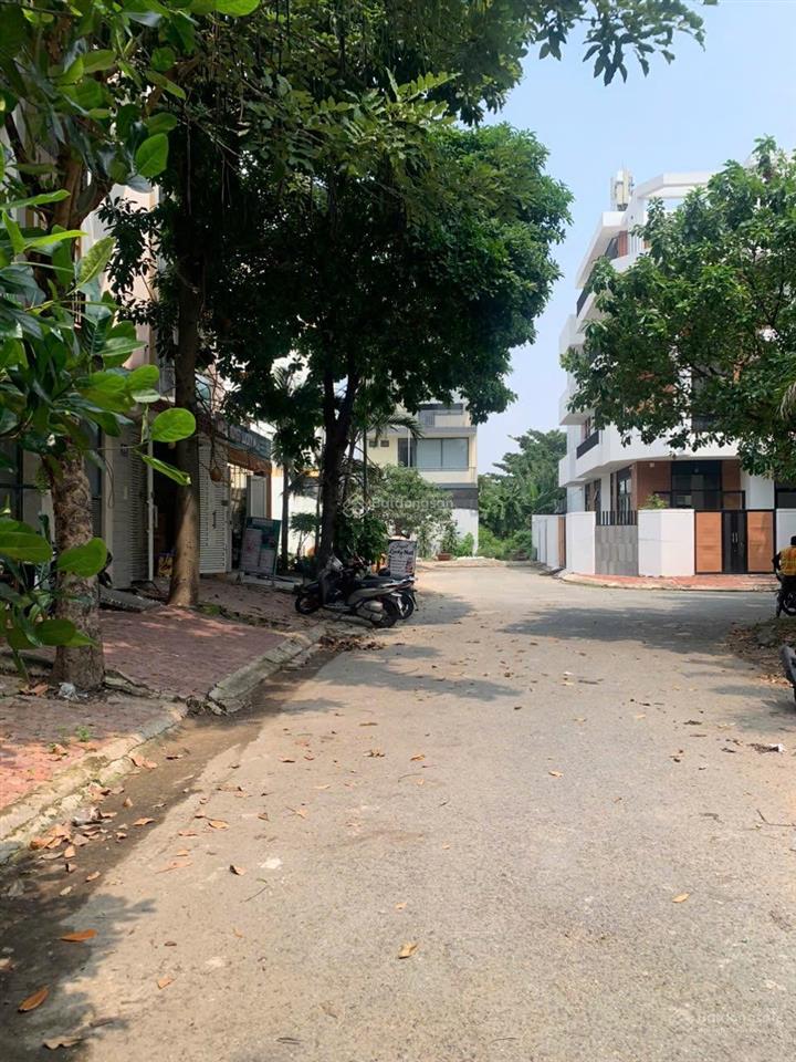 Cần nhà bán kdc 13e gốc 2mt (60m) và 22mdt170m21tr3lst đang cho thuê 30tr/th  0906 694 ***