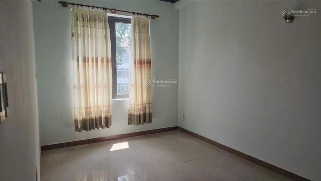 Nhà bán 4t + st  7 x 20  140m2  mt đs 7  kdc 13b  xã phong phú, bình chánh  11.tỷ tl, sổ hồng