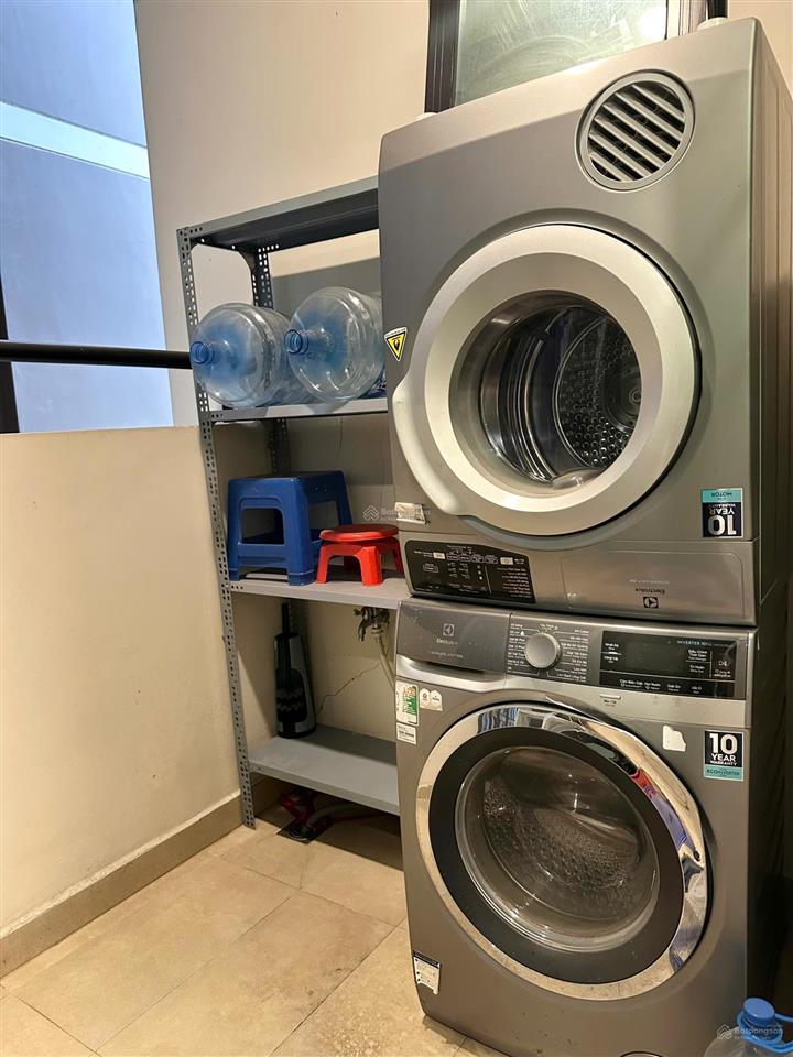 Cho thuê 4pn  d'edge thảo điền  trống sẵn  xem dễ  view sông, có bồn tắm nằm 0937 852 ***