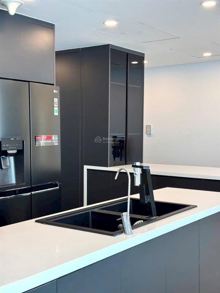 Bán căn hộ 3pn, 2wc, 118m2 tại mỹ khánh 4, giá cực tốt 9,5 tỷ