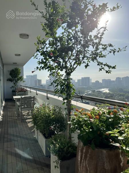 Bán ch garden court 1, 14 tỷ, 137m2, 3pn, 2wc tại tôn dật tiên, p tân phong, q7, hcm