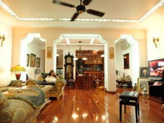 Cần bán gấp căn nhà phố, hướng đông khu phú mỹ  chợ lớn, q. 7, dt 92.5m2  giá 16.8 tỷ