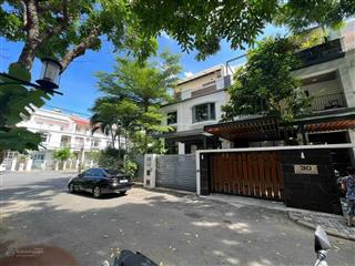 Cần cho thuê gấp căn nhà phố hướng tây,viêw công viên,kdc phú mỹ vạn phát hưng quận 7!