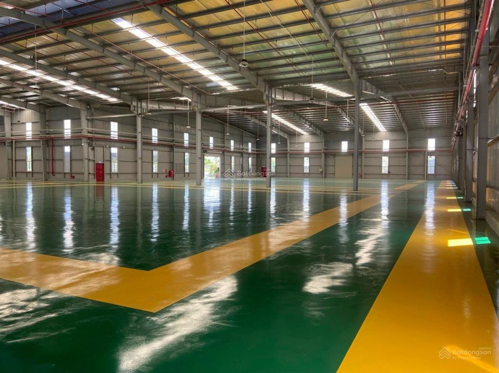 Cho thuê gấp kho 2.100m² đường nguyễn văn quỳ, p. tân thuận, diện tích lớn, giá chỉ 110 triệu/tháng