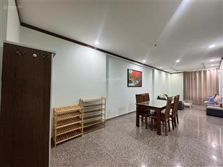 Cho thuê căn hộ chung cư đẹp 2pn, 1wc giá ưu đãi 11 triệu, 73m2 tại hoàng anh thanh bình