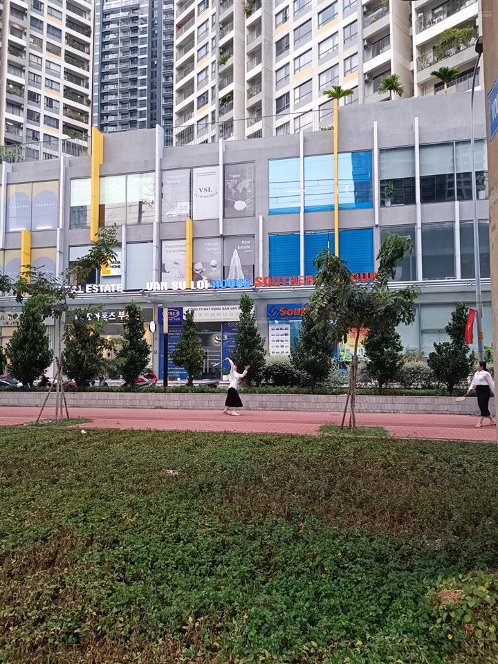 Shophouse masteri an phú 180m2 sẵn hd thuê 75tr. giá 28 tỉ