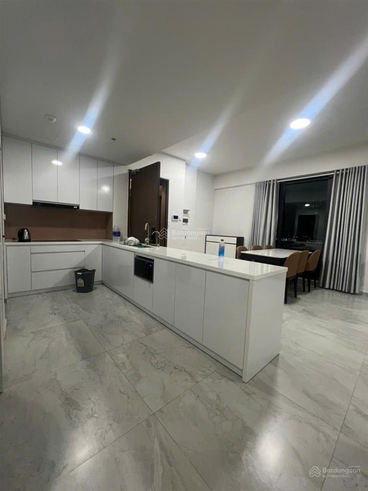 Gấp. chủ thiện chí gửi bán gấp trong tháng căn hộ 3pn lầu cao cc cardinal court giá 14,5 tỷ