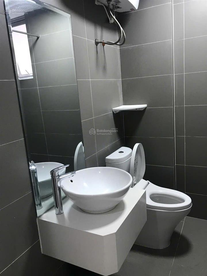 Gấp. giảm giá bán gấp trong tháng căn hộ 2pn  80m2 view hồ bơi scenic valley 1 giá 7,6 tỷ