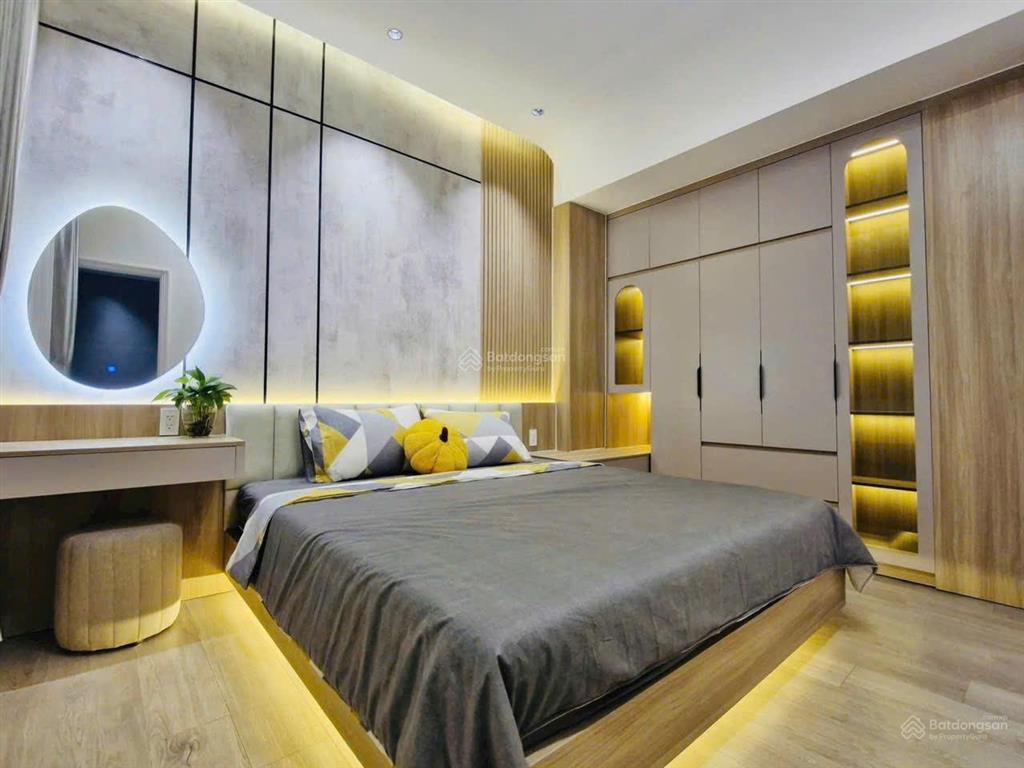 Gấp. chủ gửi bán gấp căn hộ 3pn nội thất cao cấp chung cư park view pmh giá 9,950 tỷ