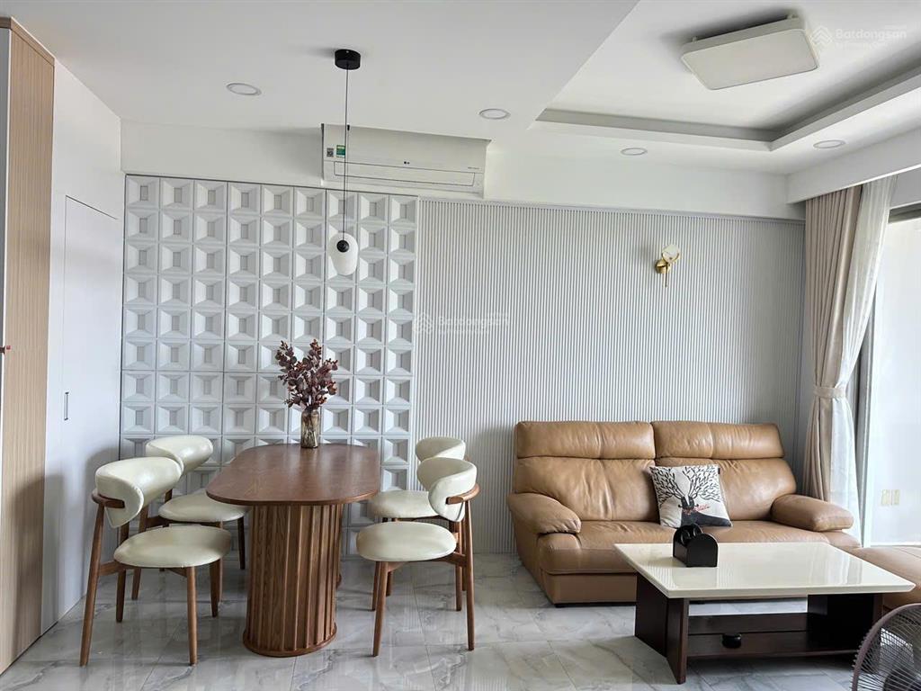 Gấp. chủ gửi bán gấp căn hộ 3pn lầu 10, có ô xe, view biệt thự cc hưng phúc 1 giá 9,5 tỷ