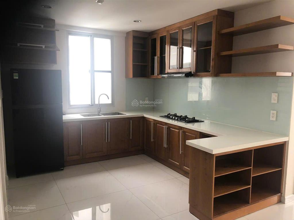 Gấp. chủ giảm giá bán gấp căn hộ 2pn 80m2 scenic valley 2, căn góc, có ô xe, lầu cao, giá 7,5 tỷ