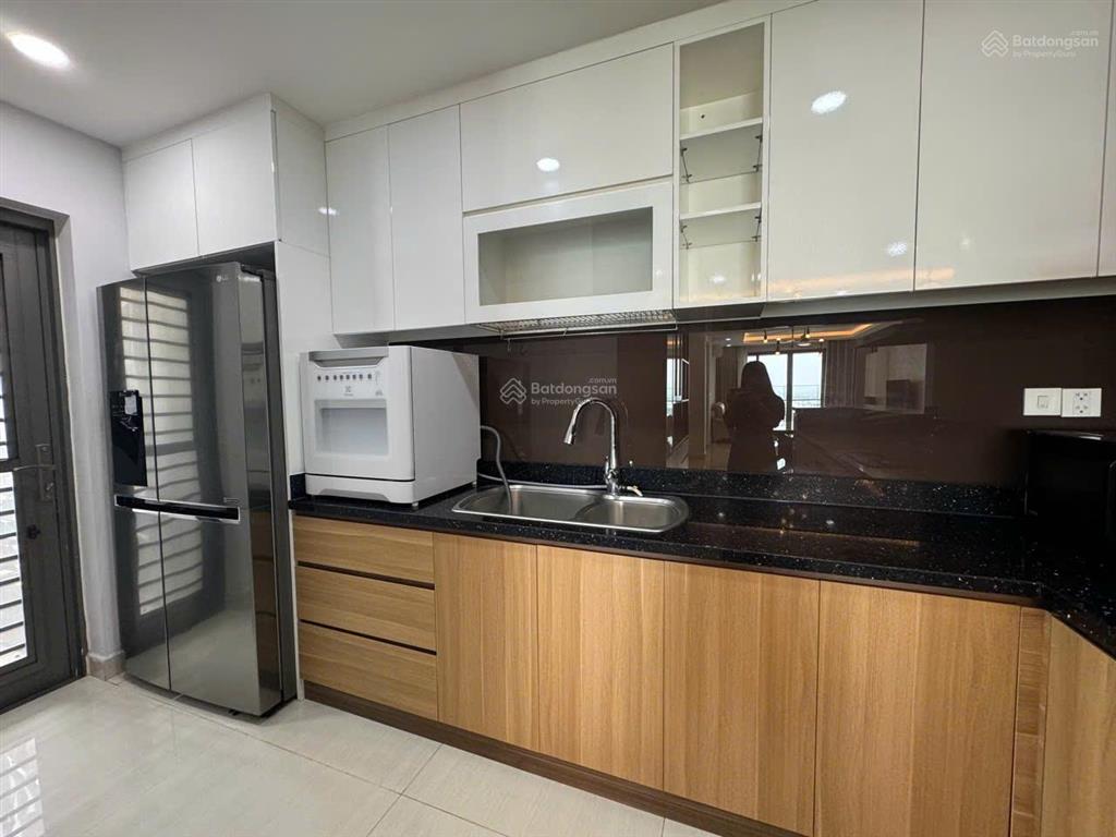 Gấp. chủ cho thuê căn hộ riverpark premier, căn góc, tòa b, view sông, giá 69tr/tháng