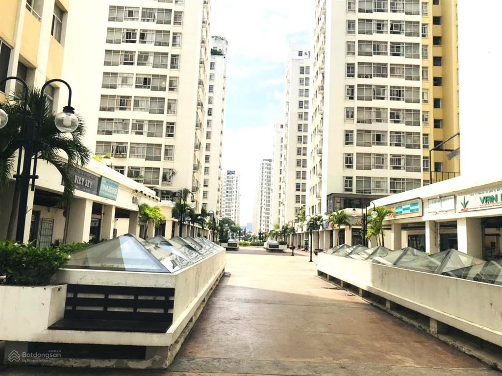 Gấp. chủ nhà thiện chí gửi bán gấp shop góc sky garden, 196m2, sẵn hdt 50tr/tháng, giá 14 tỷ