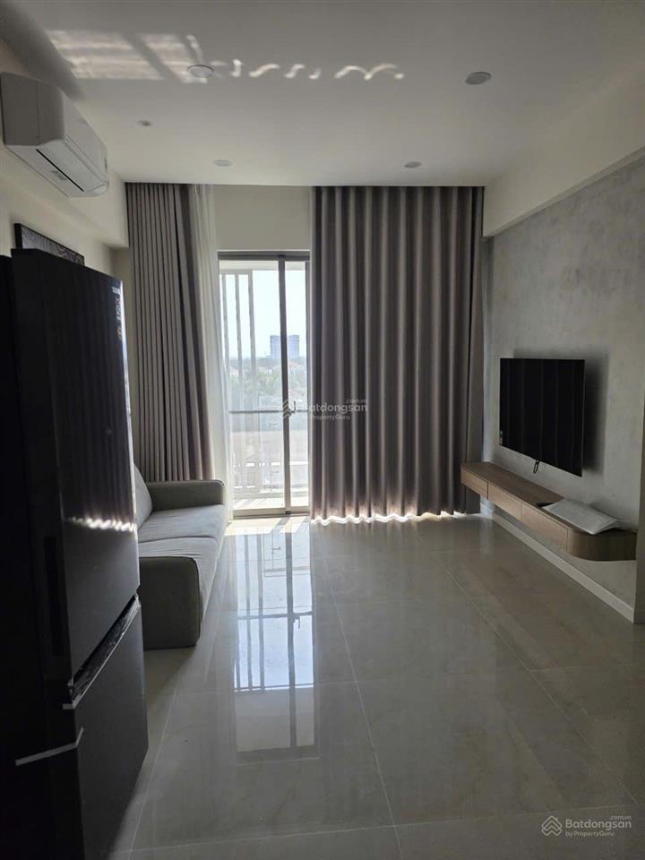 Gấp. chủ giảm giá bán gấp căn hộ 2pn view biệt thự, nhà mới có ô xe chung cư hưng phúc giá 7,2 tỷ