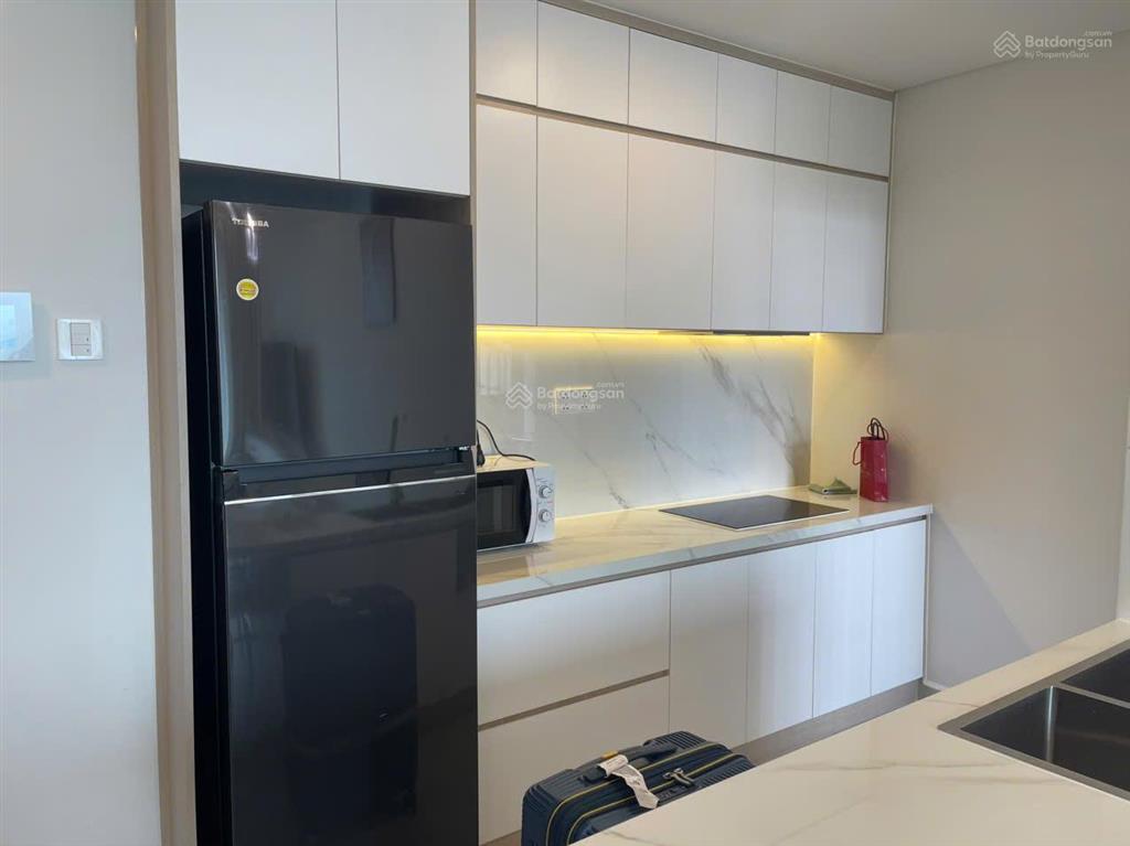Gấp. chủ gửi bán gấp căn hộ 2pn lầu cao chung cư cardinal court, 76m2, sổ hồng, giá 10,6 tỷ