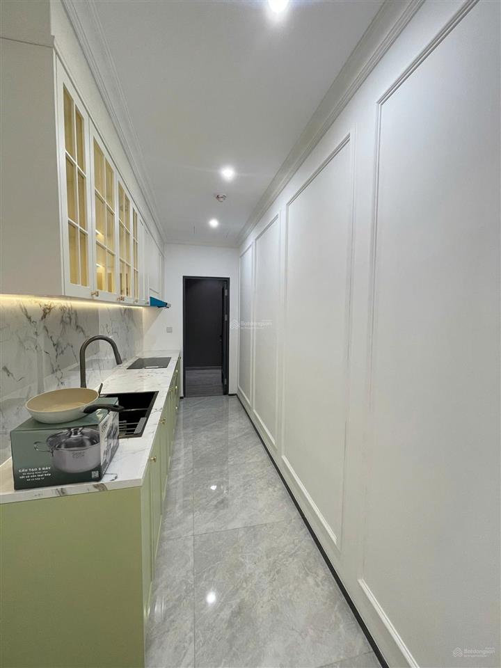 Gấp. chủ gửi bán gấp căn hộ aurora pmh, diện tích 74m2, tội thất mới 100%, giá 9,2 tỷ