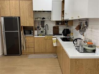 Gấp. chủ gửi bán gấp căn hộ ngọc lan  52m2  1pn, trực diện hồ bơi, nt cao cấp, giá 3,2 tỷ tl