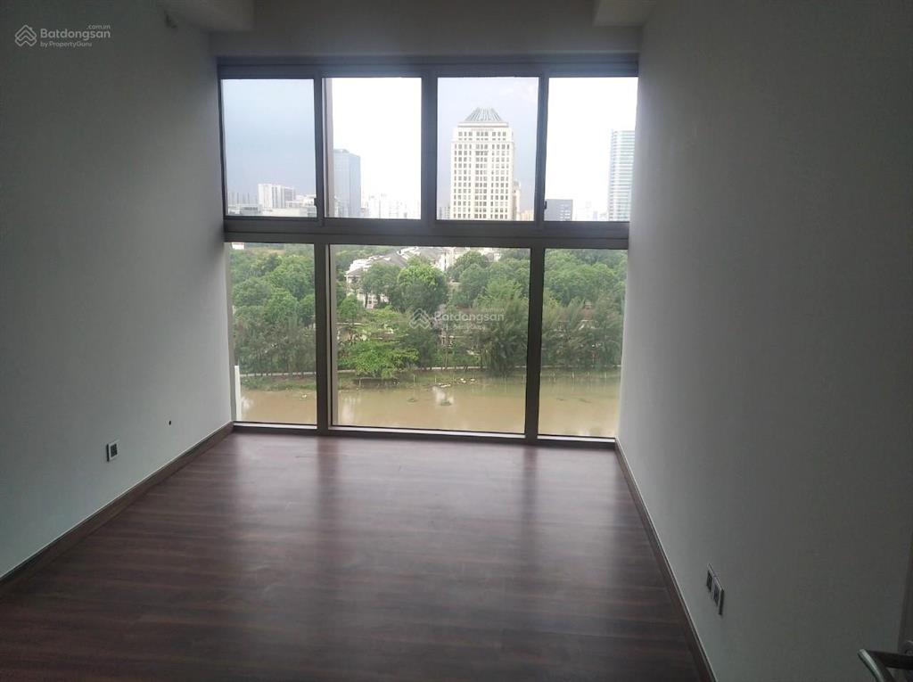 Gấp. chủ gửi bán gấp căn hộ midtown  135m2, căn góc, lầu cao, view sông giá 16,2 tỷ