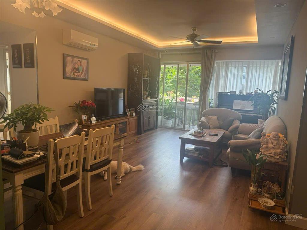 Gấp. chủ gửi bán gấp căn hộ mỹ khánh 4, 118m2, căn góc, giá 9,5 tỷ