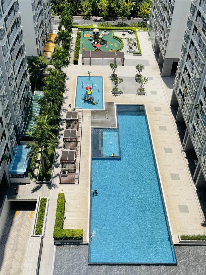 Gấp. chủ gửi bán gấp căn hộ 3pn  117m2 scenic valley 1, căn góc, giá 9,6 tỷ