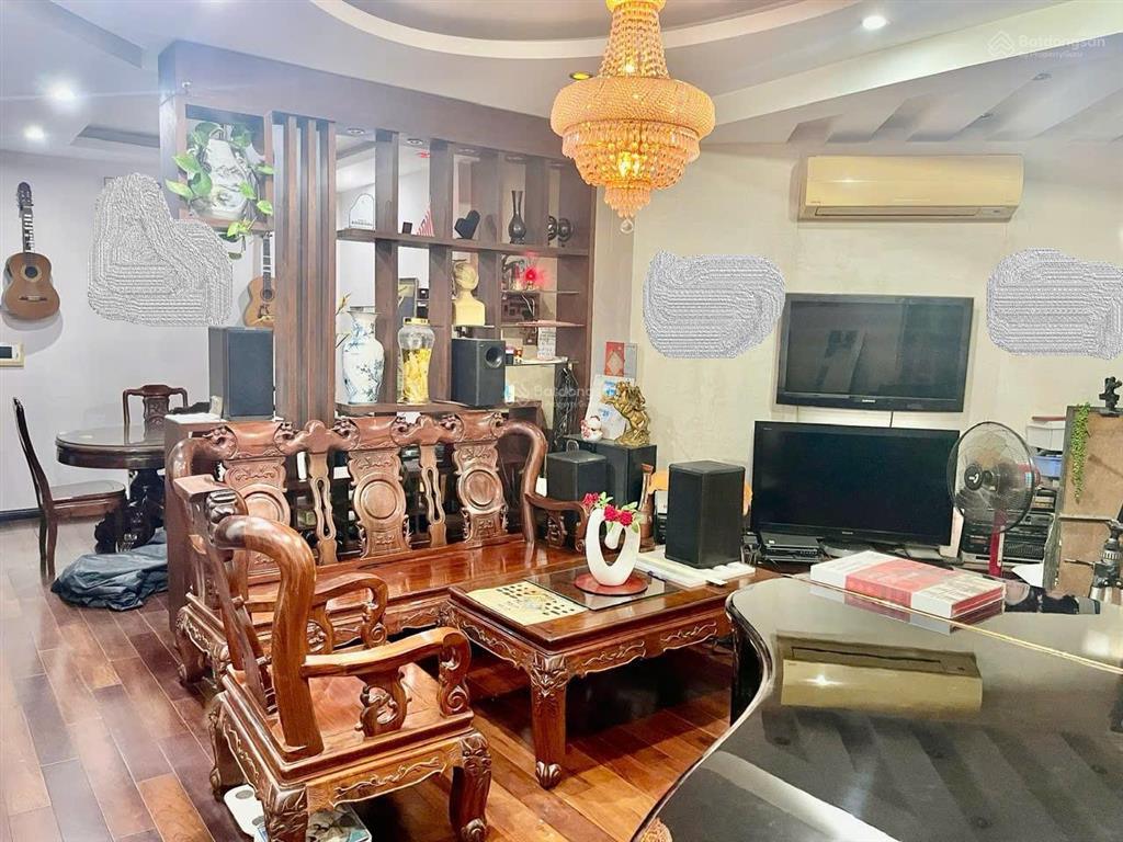Gấp. chủ giảm giá bán gấp trong tháng căn hộ 3pn view biệt thự cc green view, lầu cao, giá 8 tỷ