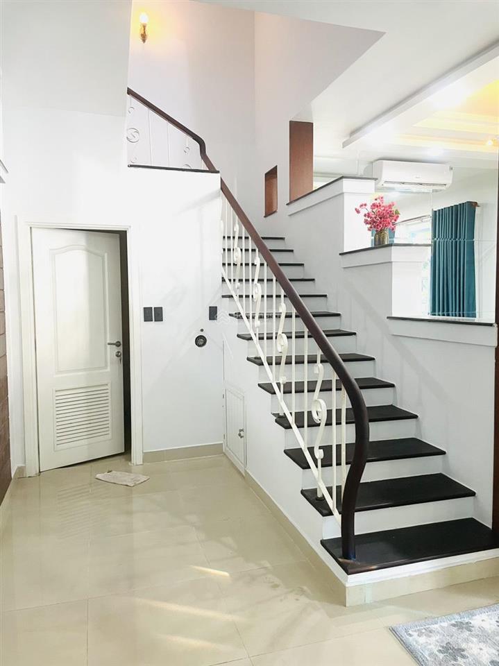 Gấp. chủ gửi bán gấp trong tháng biệt thự hưng thái 1 pmh, giá 32,5 tỷ