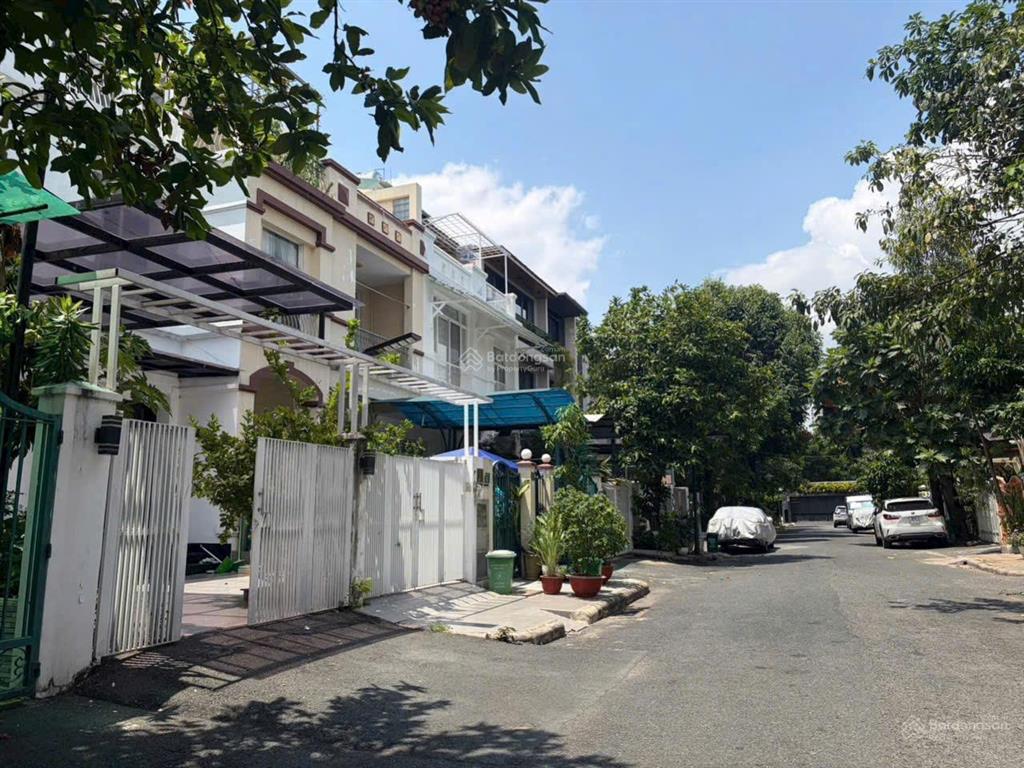 Gấp. chủ gửi bán gấp biệt thự hưng thái pmh, diện tích 129m2, 4pn, nhà đẹp, giá 33,5 tỷ