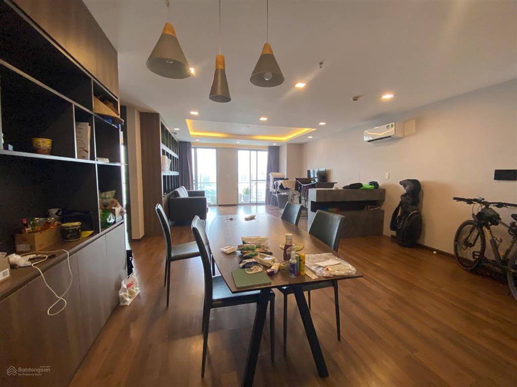 Gấp. chủ gửi bán gấp trong tháng căn hộ scenic valley 1, 117m2, lầu cao, giá 9,5 tỷ