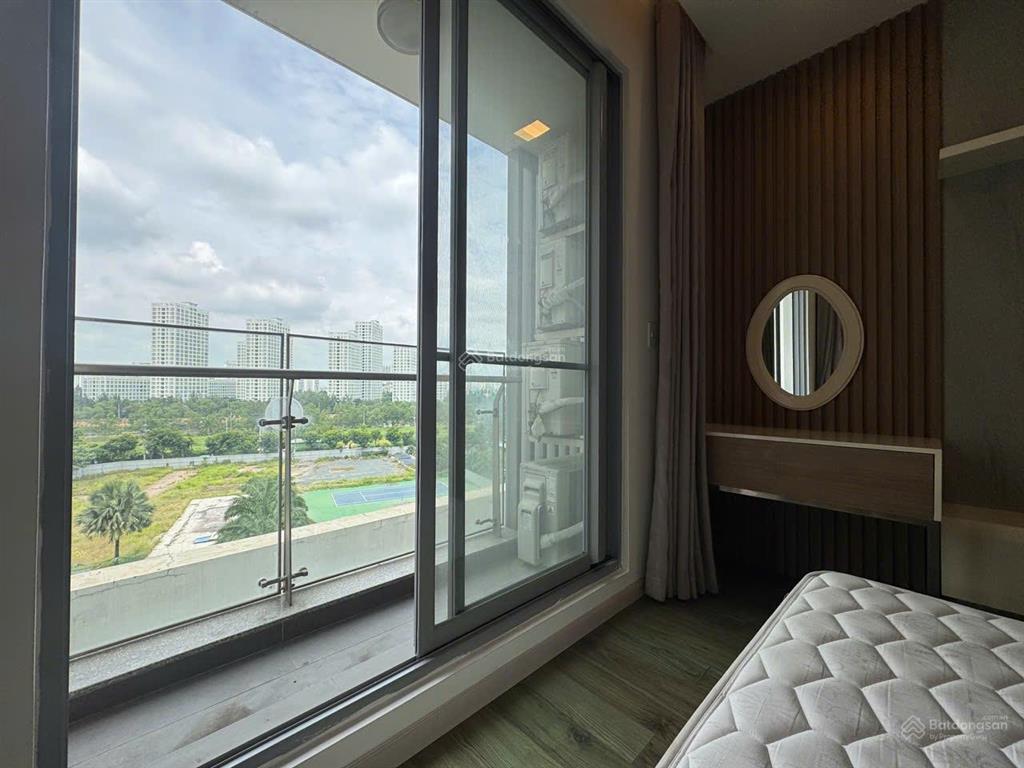 Gấp. bán gấp căn hộ hiếm 124,7m2 green valley, căn góc, view thoáng, nhà đẹp, giá 11 tỷ