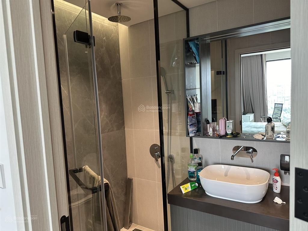 Gấp. chủ gửi bán gấp căn hộ cardinal court, 2pn, lầu cao, có sổ hồng, nội thất cao cấp, giá 10,9 tỷ