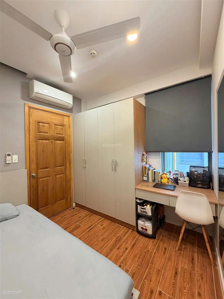 Gấp. chủ gửi bán gấp căn hộ saigon south, 76m2, view hồ bơi, nhà đẹp, giá 6 tỷ