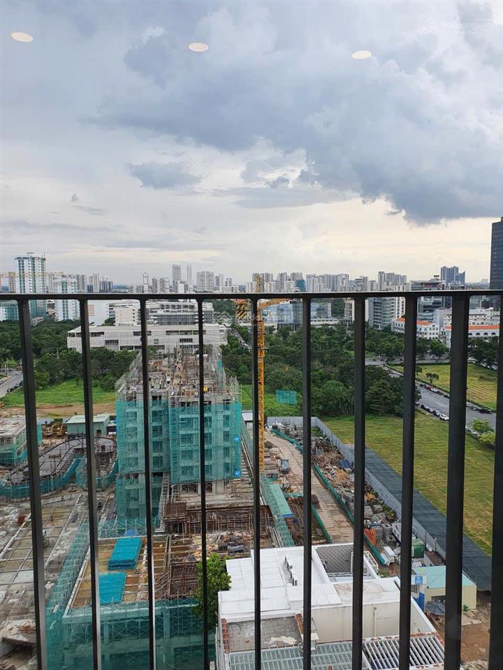 Gấp. bán gấp căn hộ star hill, 94m², 2pn + 1plv, căn góc, lầu cao, giá 9,5 tỷ