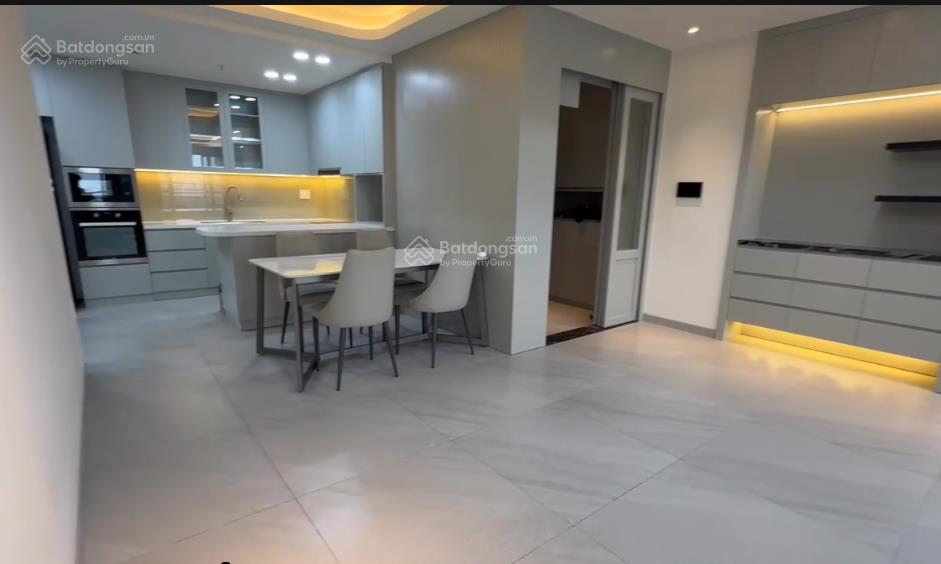 Gấp. chủ gửi bán gấp căn hộ tophouse scenic valley 1, 151m2, căn góc, view sông, giá 15,9 tỷ