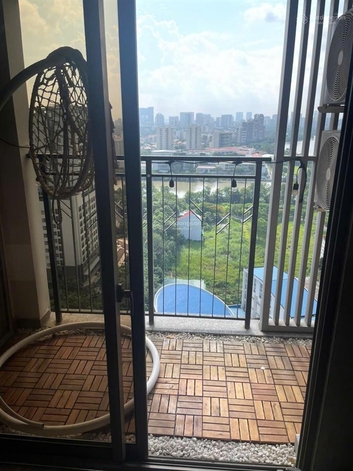 Gấp. chủ nhà thiện chí bán gấp trong tháng căn hộ 2pn saigon south view sông lầu cao, giá 5,7 tỷ