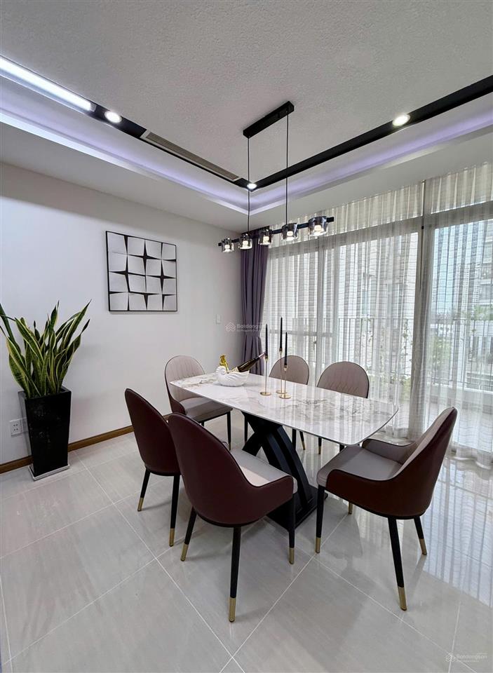 Gấp. chủ gửi bán gấp căn hộ duplex 3pn  star hill, 146m2, view 3 mặt thoáng, giá 13,8 tỷ