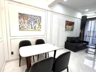 Gấp. chủ gửi bán gấp trong tháng căn hộ saigon south 2pn nt cao cấp, lầu trung sổ hồng, giá 4.5 tỷ