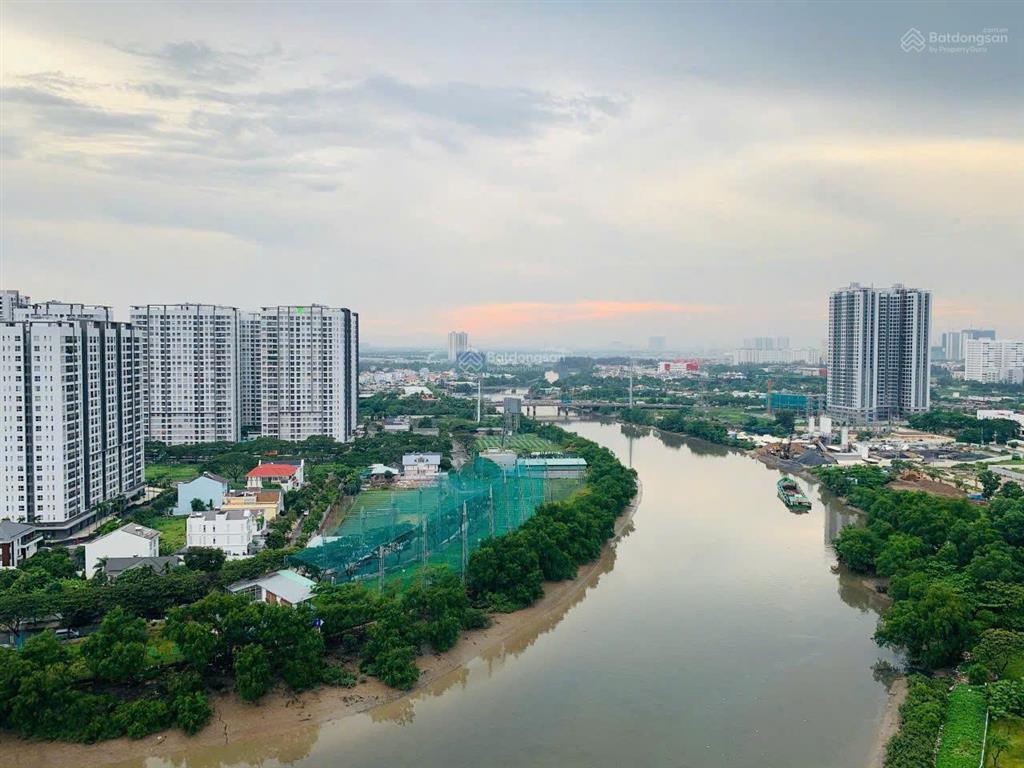 Gấp. chủ gửi bán gấp căn hộ riverpark premier, căn góc, view sông, 136m2, giá 15 tỷ