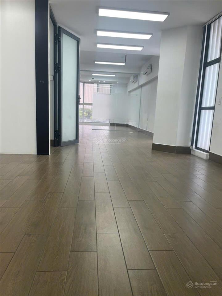 Gấp. cho thuê văn phòng officetel scenic valley 2 phú mỹ hưng, 97m², giá 30tr