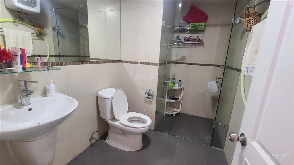 Gấp. chủ thiện chí cho thuê căn hộ 3pn lầu cao, căn góc view sông riverpark residence  37tr/tháng