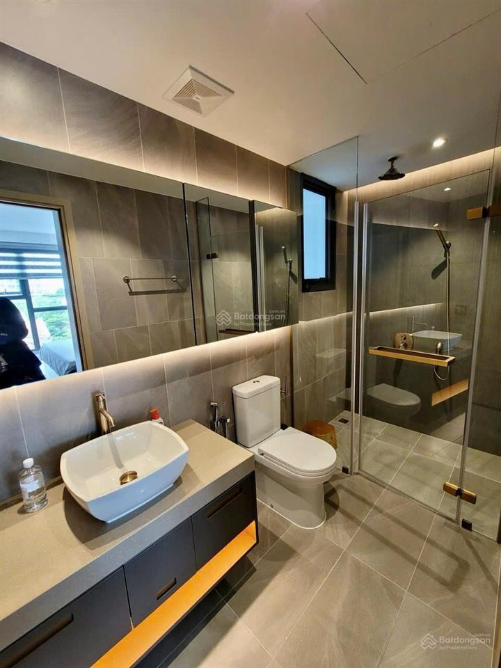 Gấp. chủ gửi cho thuê căn hộ 2pn the antonia phú mỹ hưng, nội thất cao cấp, view biệt thự, giá 27tr
