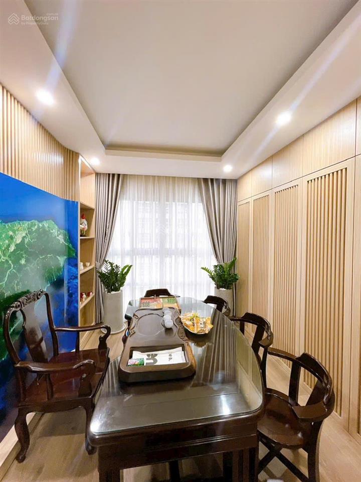 Gấp. chủ gửi bán gấp căn hộ happy valley, 116m2, 3pn, nội thất cao cấp, có hdt 35tr, giá 9,8 tỷ